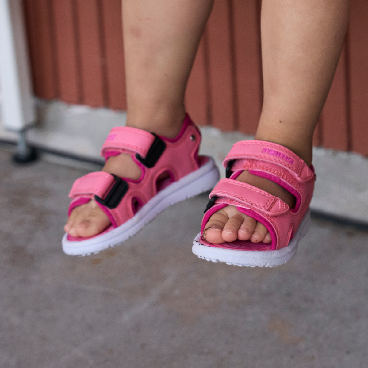 Reima Kids Bungee Lightweight Sandals (Sunset Pink)