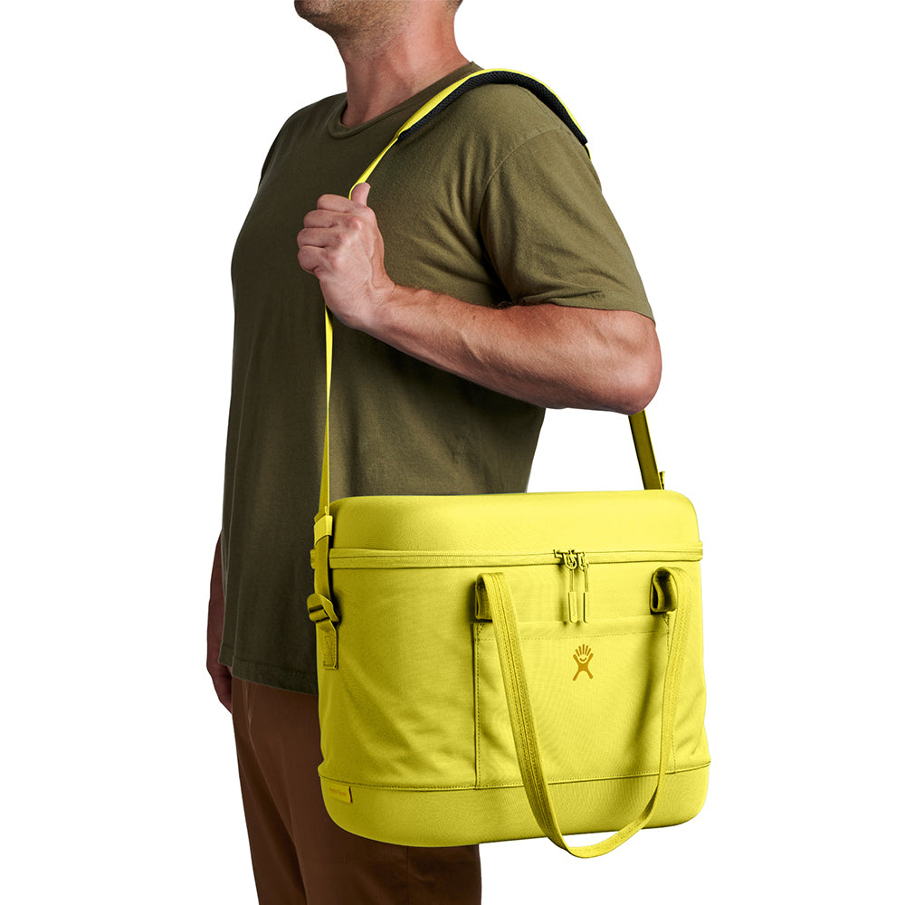 Hydro Flask 20 L Carry Out Soft Cooler (Cactus)