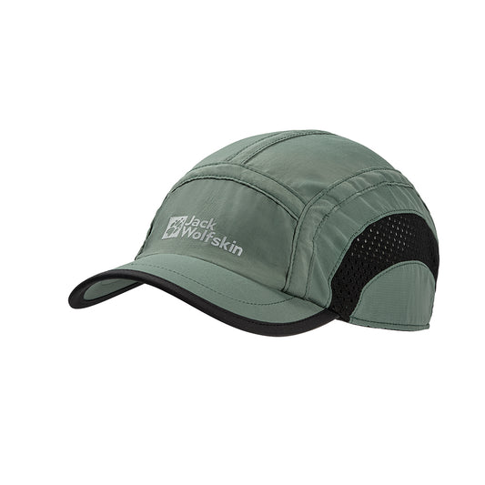Sporty style cap, the Jack Wolfskin Kids Active Vent Cap in green