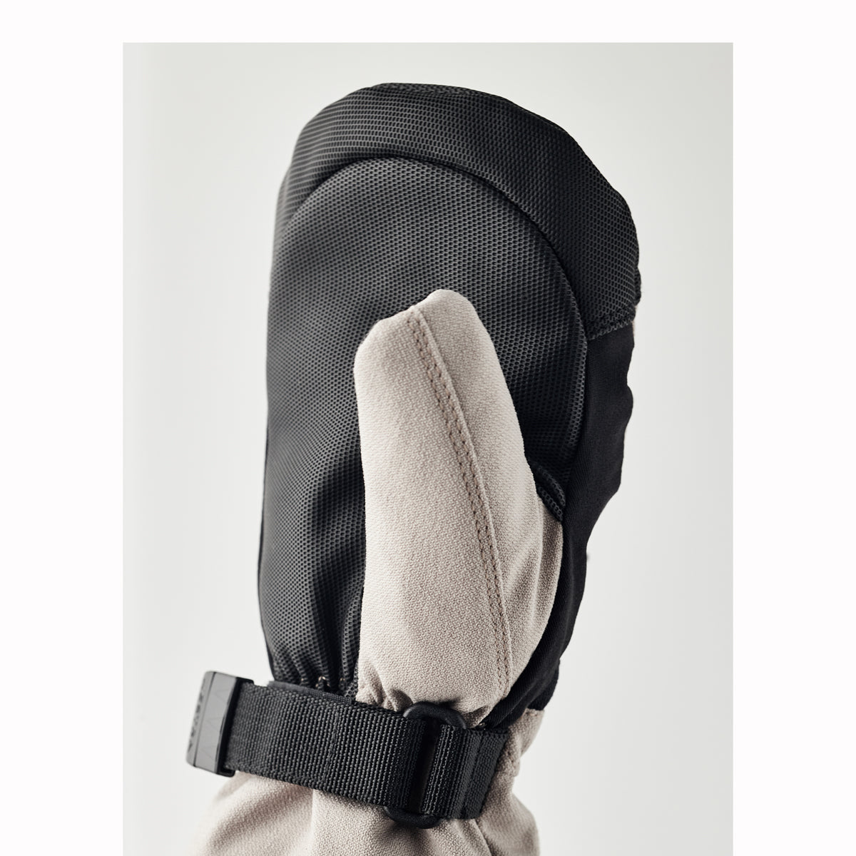 Hestra Gore-Tex Atlas Kids Ski Mittens (Beige)