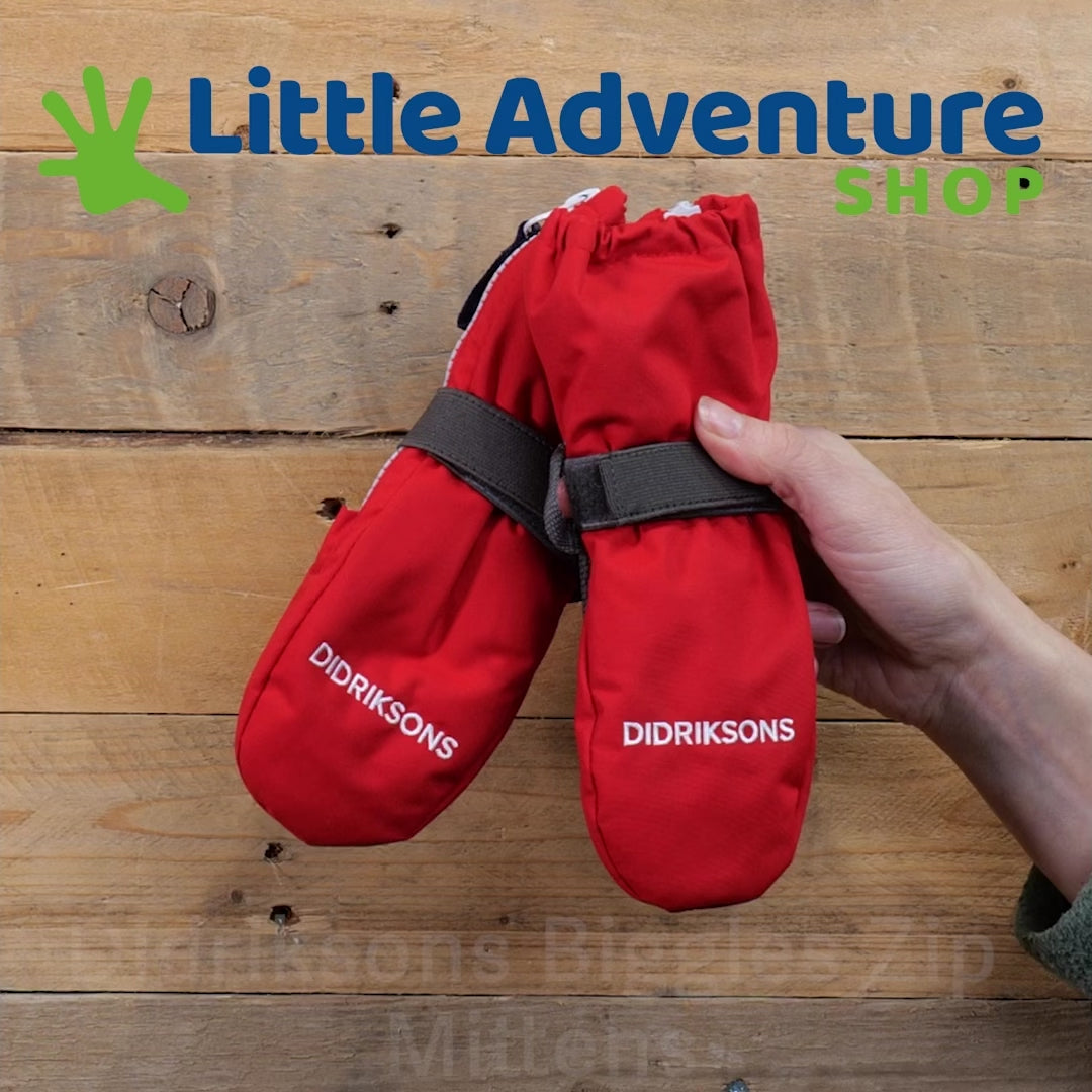 Review of Didriksons Biggles Zip Mittens in red