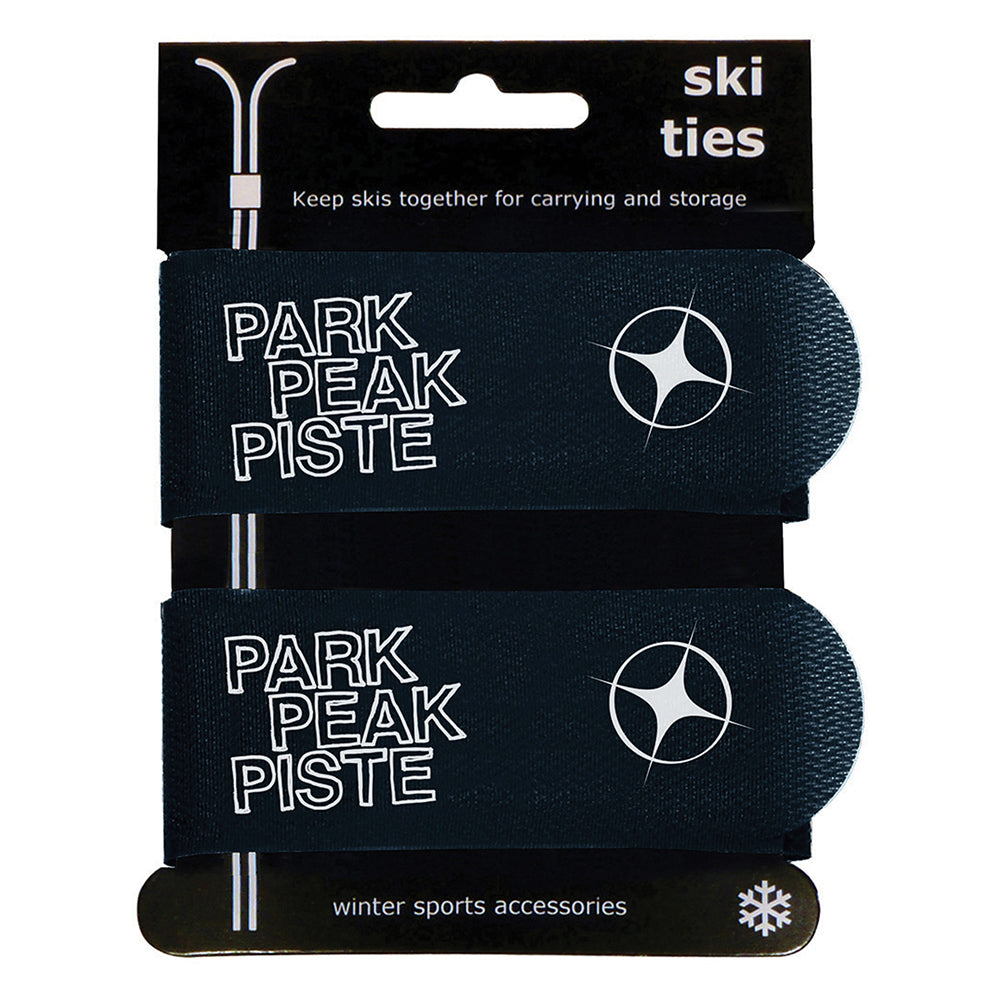 Jumbo ski straps with name labels